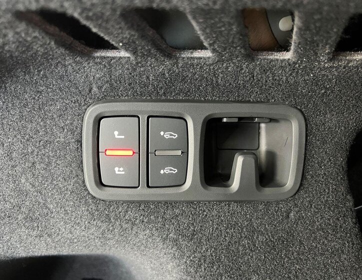 Audi Q8 SUV / Terénní 3,0 l 210 kw