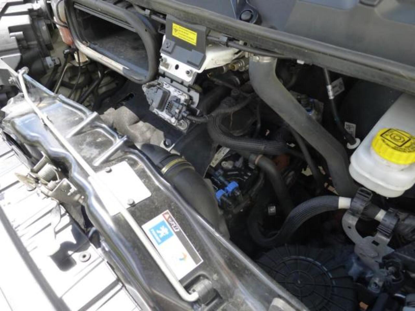 Peugeot Boxer 24