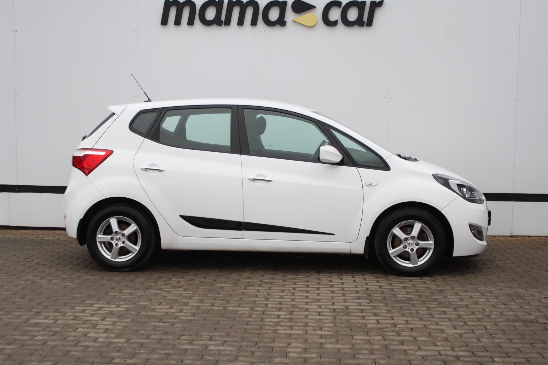 Hyundai ix20 MPV 1,6 l 92 kw