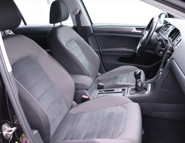 Volkswagen Golf Kombi 999,0 81 kw