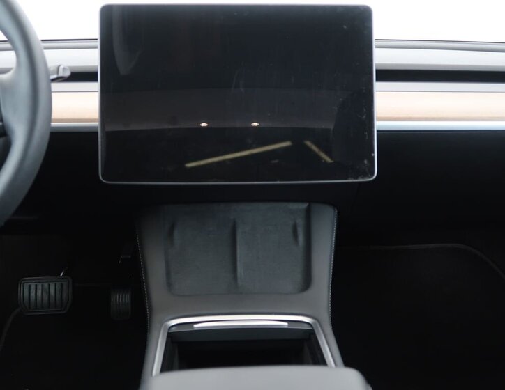 Tesla Model 3 Sedan / Limuzína 0,0 0