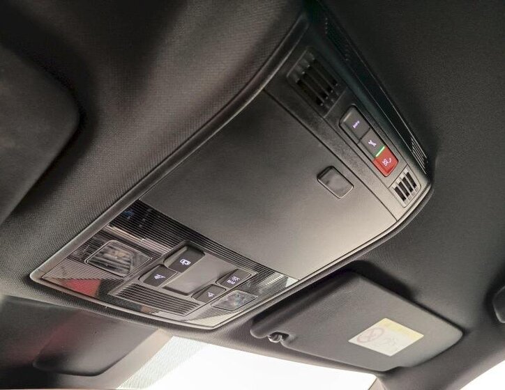 Škoda Superb Sedan / Limuzína 2,0 l 147 kw