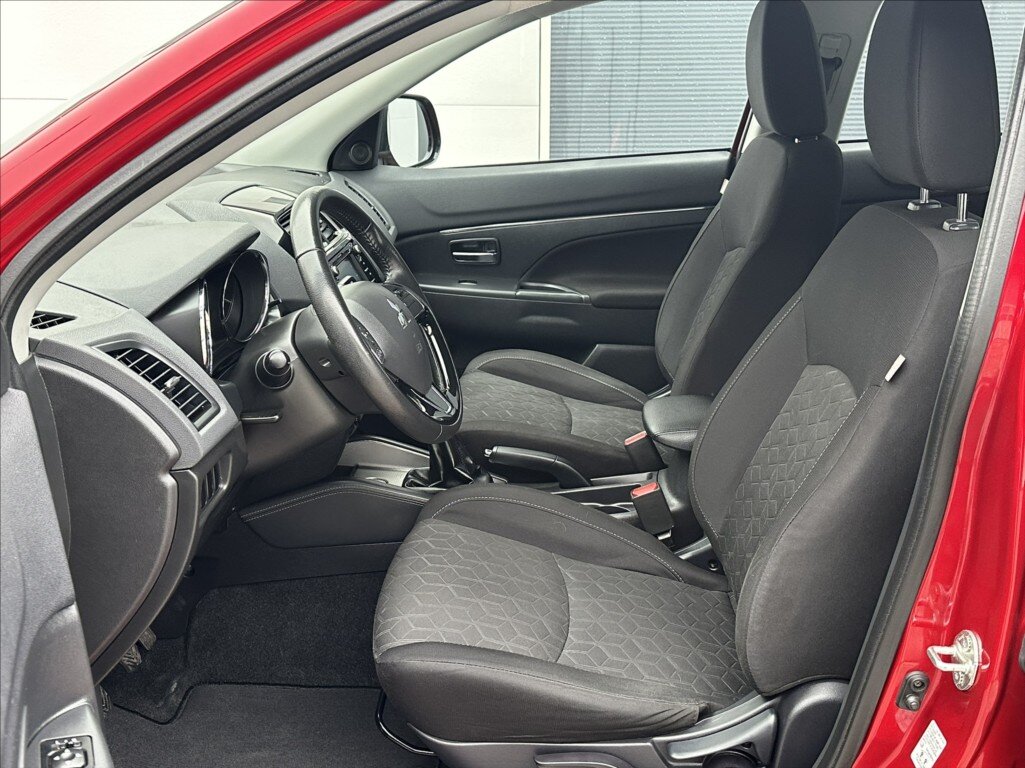 Mitsubishi ASX SUV / Terénní 2,0 l 110 kw