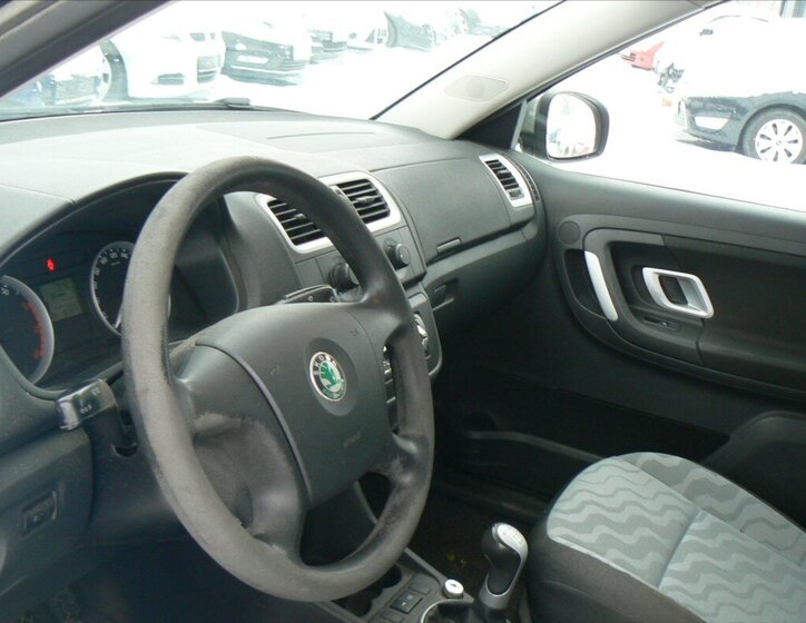 Škoda Fabia 10