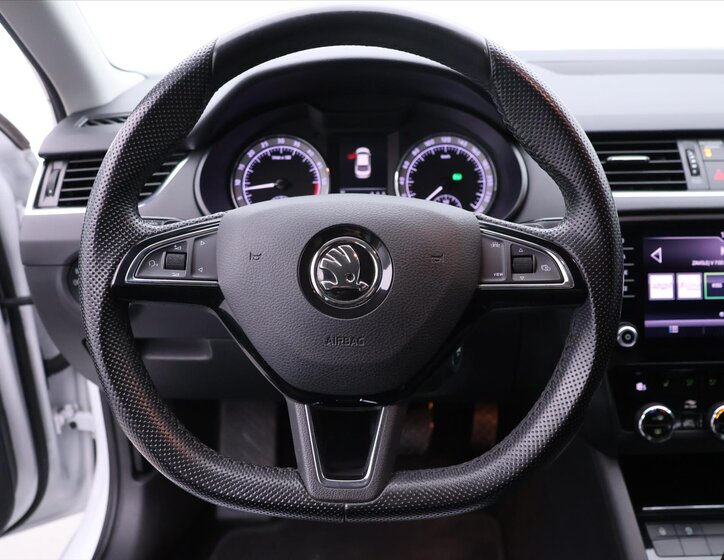 Škoda Octavia Liftback 2,0 l 110 kw