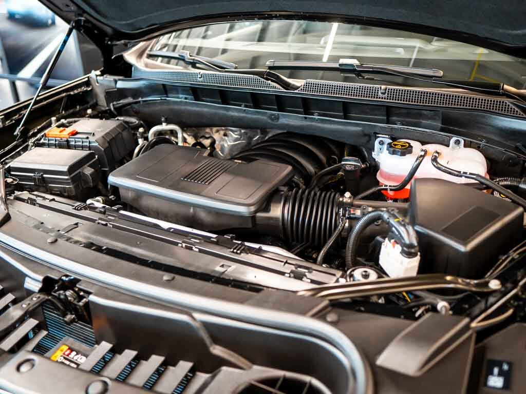 Chevrolet Tahoe SUV 6,2 l 313 kw