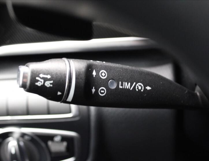 Mercedes-Benz Třídy V 24