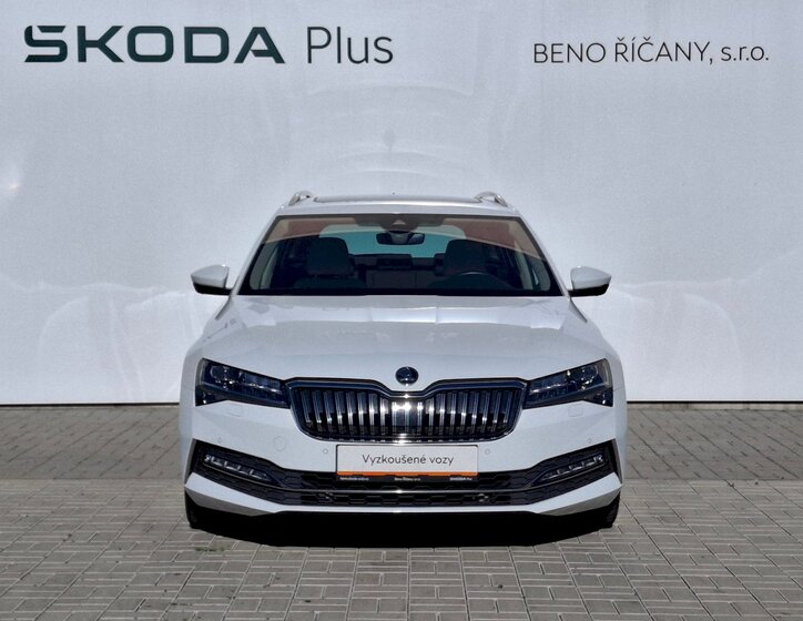Škoda Superb 4