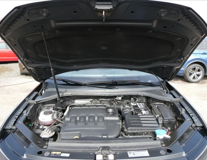 Volkswagen Tiguan SUV / Terénní 2,0 l 110 kw