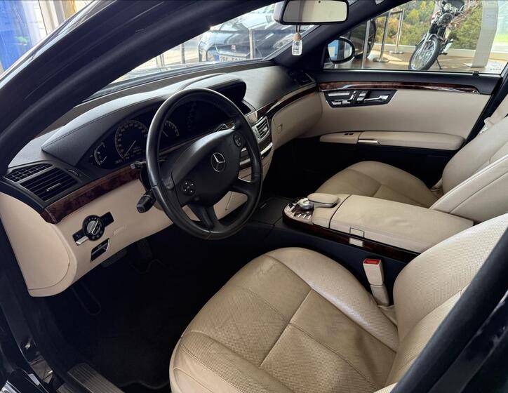 Mercedes-Benz Třídy S 7