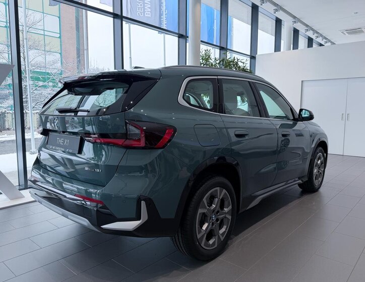 BMW X1 SUV 1,5 l 100 kw