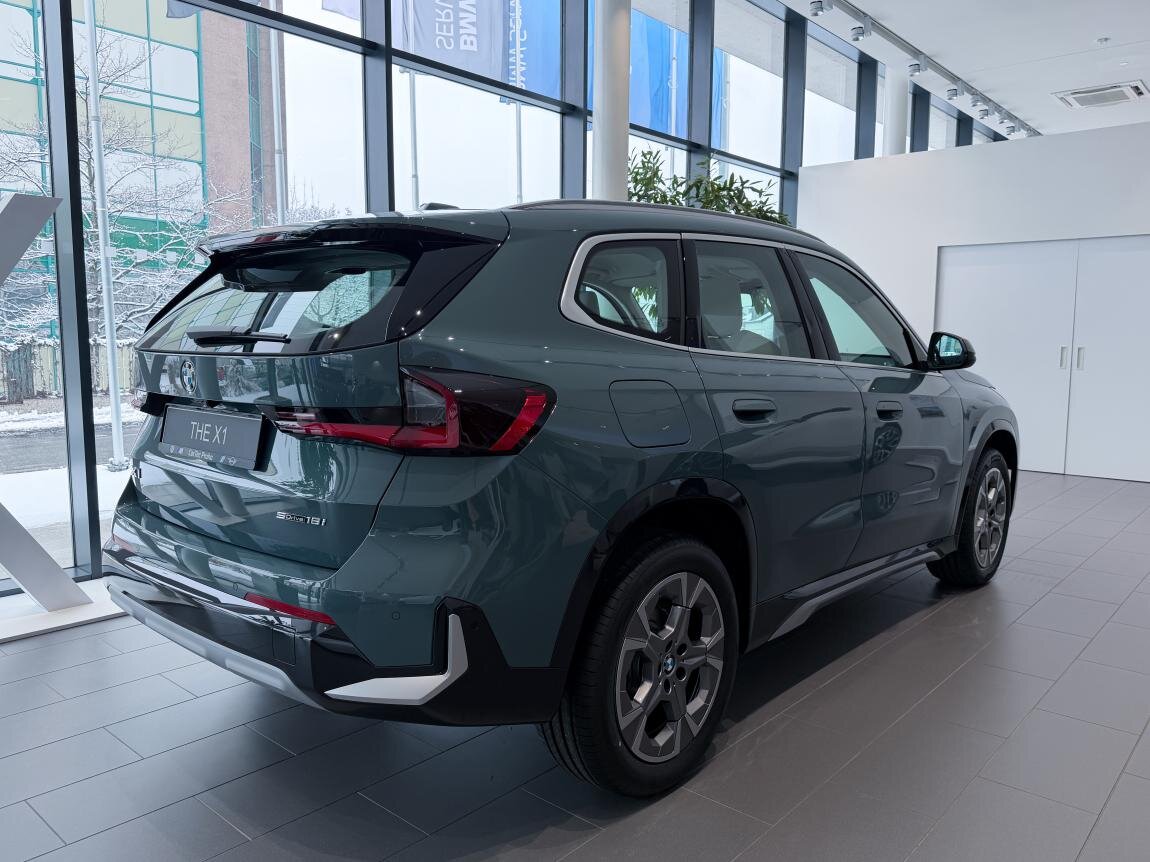 BMW X1 SUV 1,5 l 100 kw
