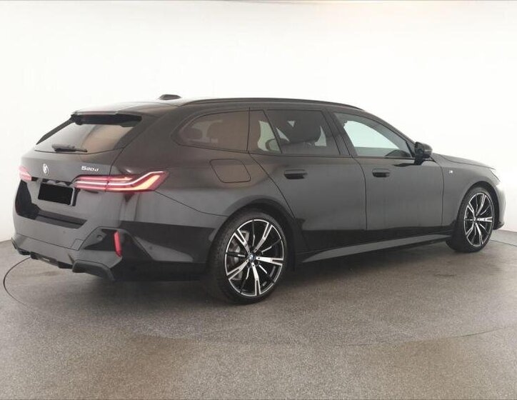 BMW Řada 5 Kombi 2,0 l 145 kw