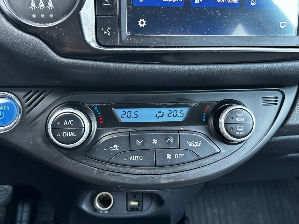 Toyota Yaris Kombi 1,5 l 54 kw