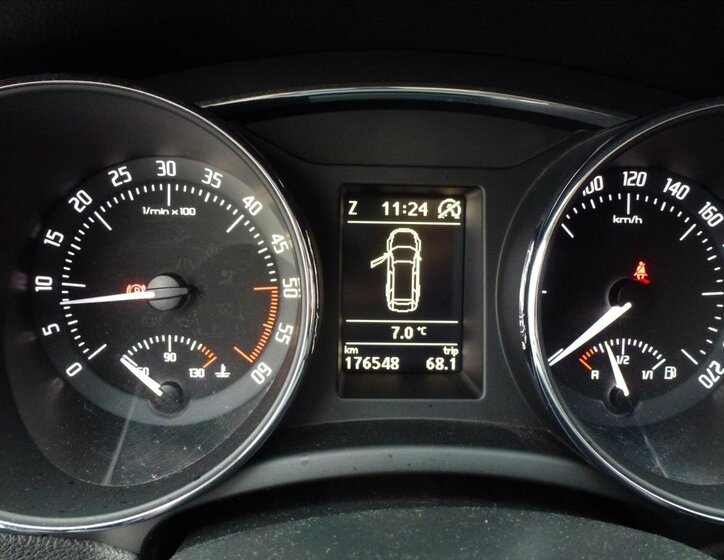 Škoda Superb Kombi 1,6 l 77 kw