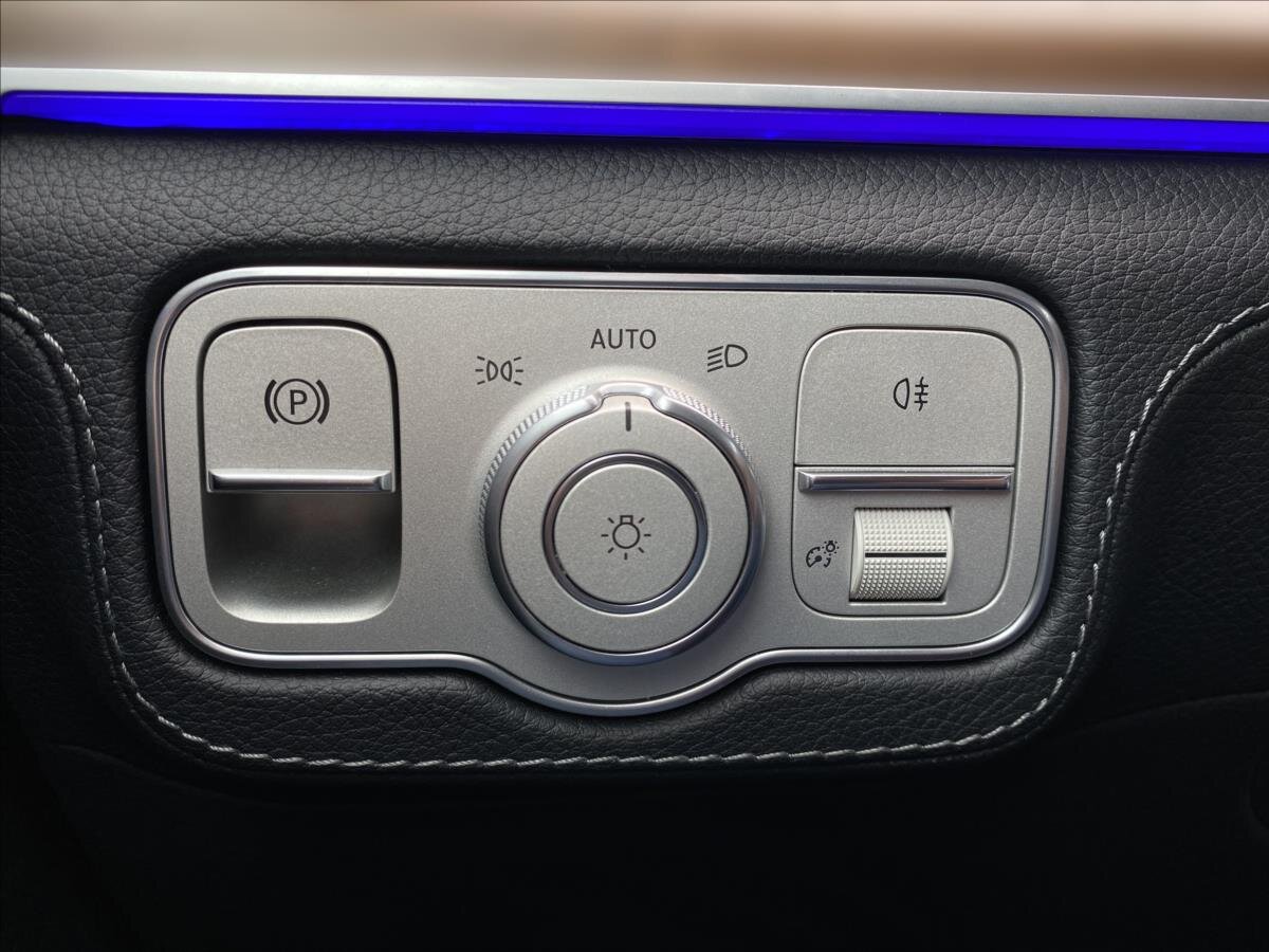 Mercedes-Benz GLS SUV / Terénní 4,0 l 380 kw