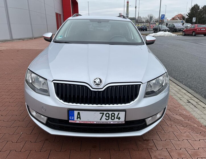 Škoda Octavia Kombi 2,0 l 110 kw