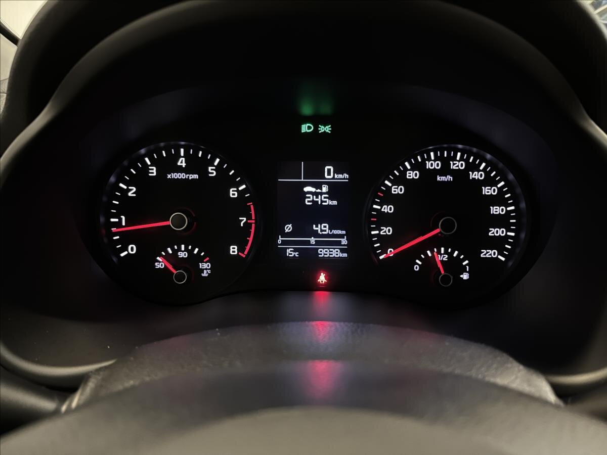 KIA Stonic SUV / Terénní 1,2 l 61 kw