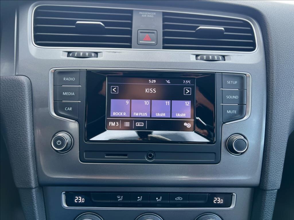 Volkswagen Golf Hatchback 1,2 l 77 kw