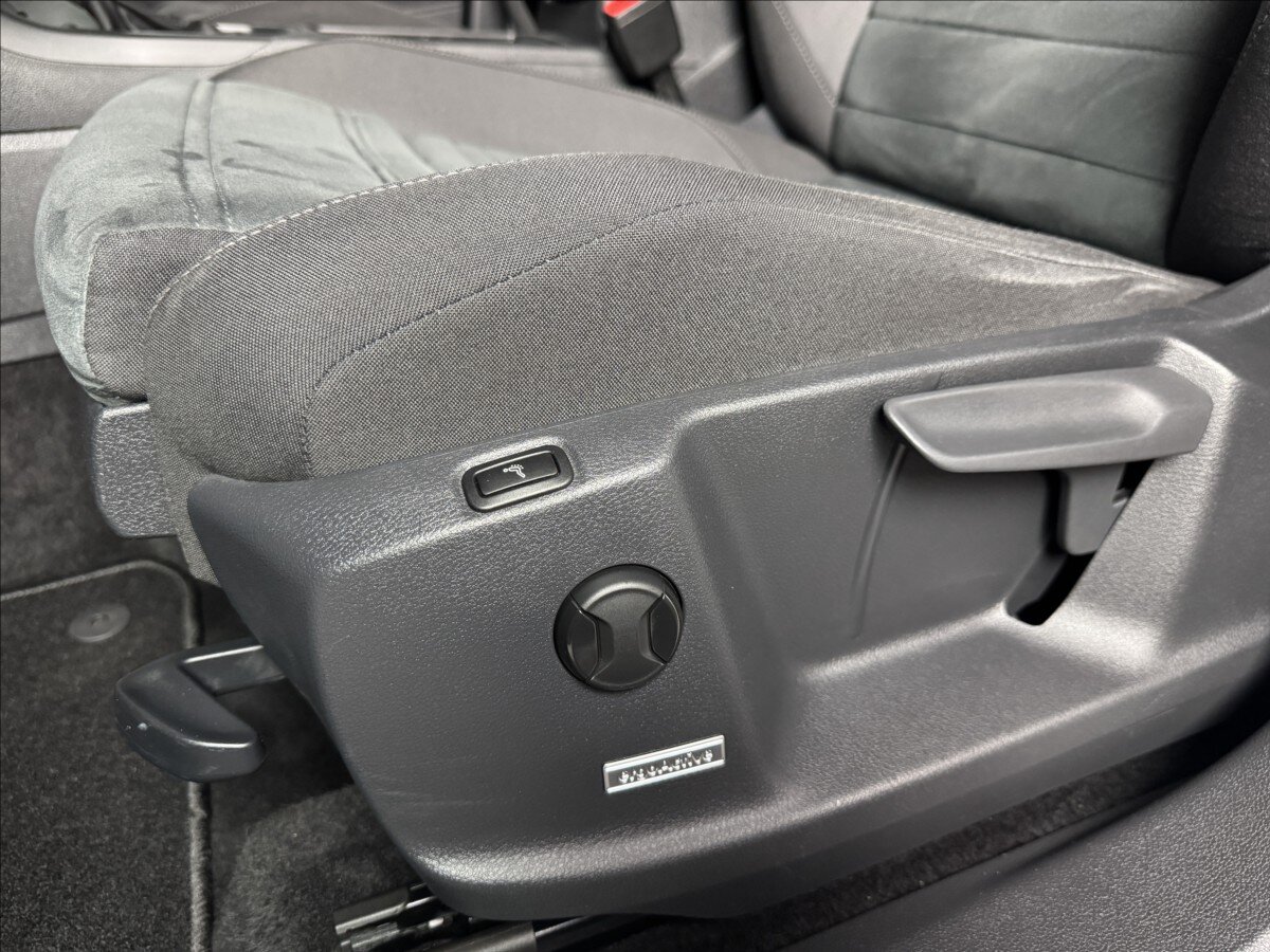 Volkswagen Touran MPV 2,0 l 110 kw