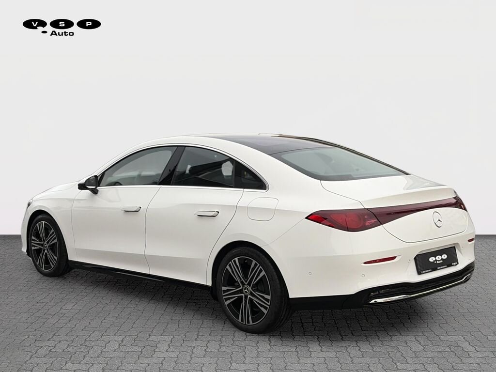 Mercedes-Benz CLA Sedan / Limuzína 1,3 l 120 kw