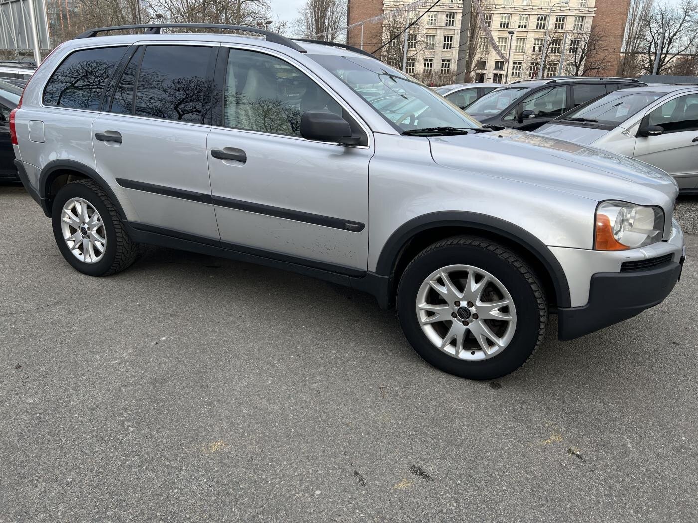 Volvo XC90 SUV / Terénní 2,4 l 120 kw