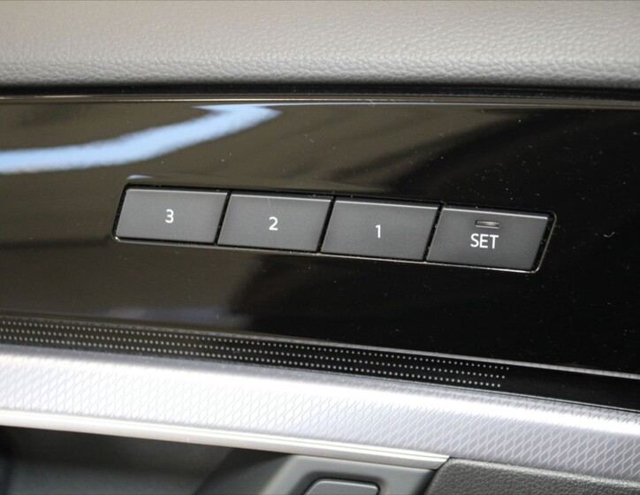 Volkswagen Touareg 23