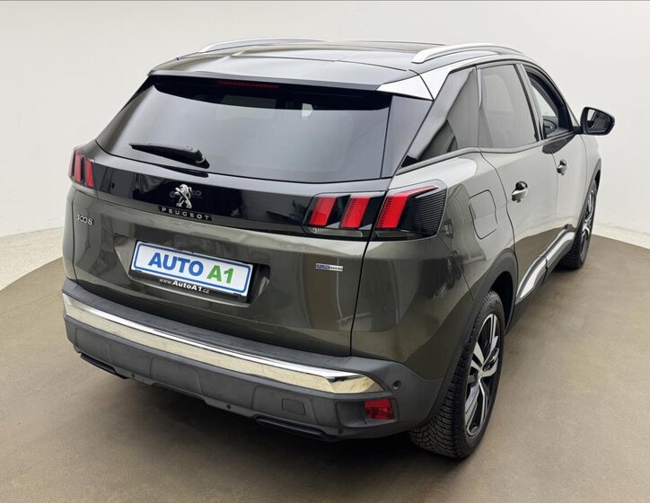 Peugeot 3008 SUV / Terénní 1,2 l 96 kw