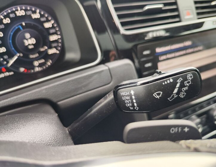 Volkswagen Golf Kombi 2,0 l 110 kw