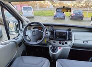 Opel Vivaro 23