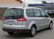Ford Galaxy 12