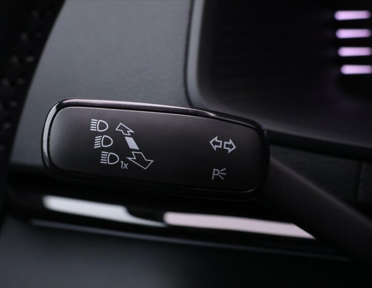 Škoda Karoq SUV 2,0 l 110 kw