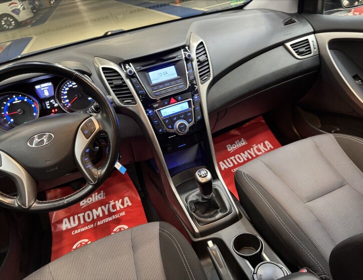 Hyundai i30 Kombi 1,6 l 81 kw