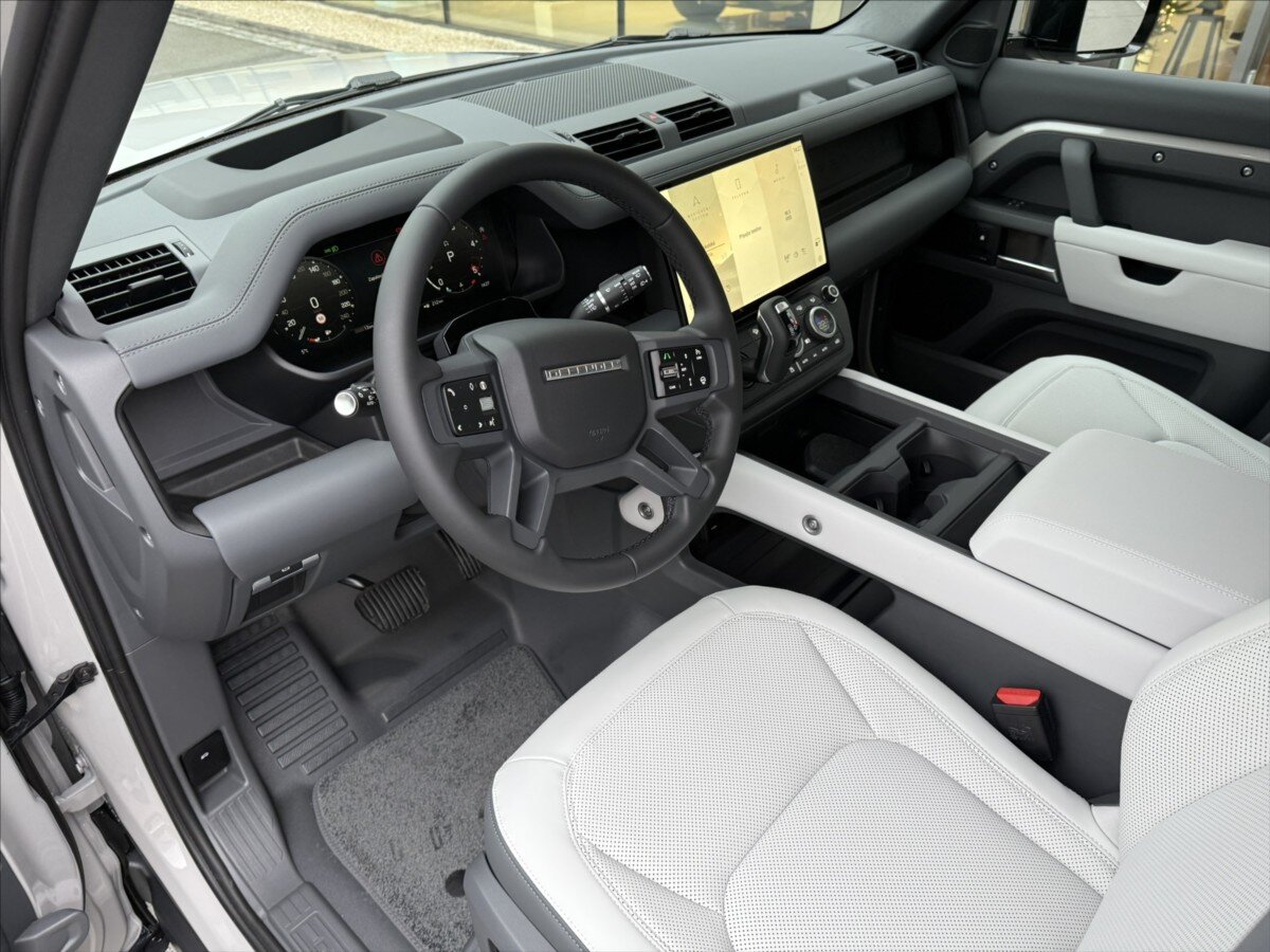 Land Rover Defender SUV / Terénní 3,0 l 184 kw