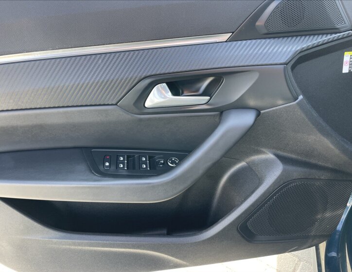 Peugeot 508 Kombi 2,0 l 120 kw