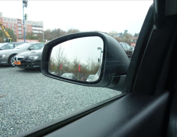 Renault Fluence Sedan / Limuzína 1,6 l 82 kw