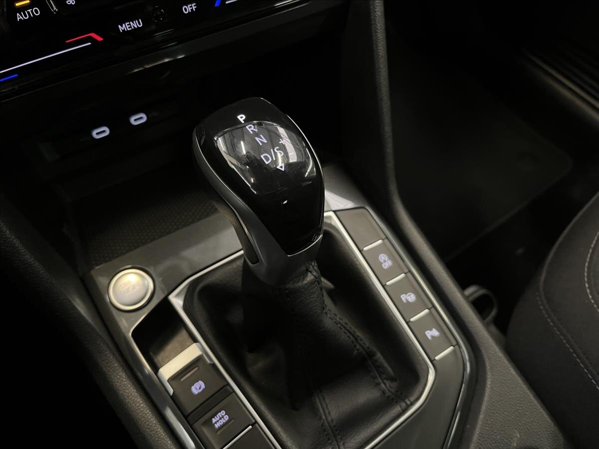 Volkswagen Tiguan SUV / Terénní 1,5 l 110 kw