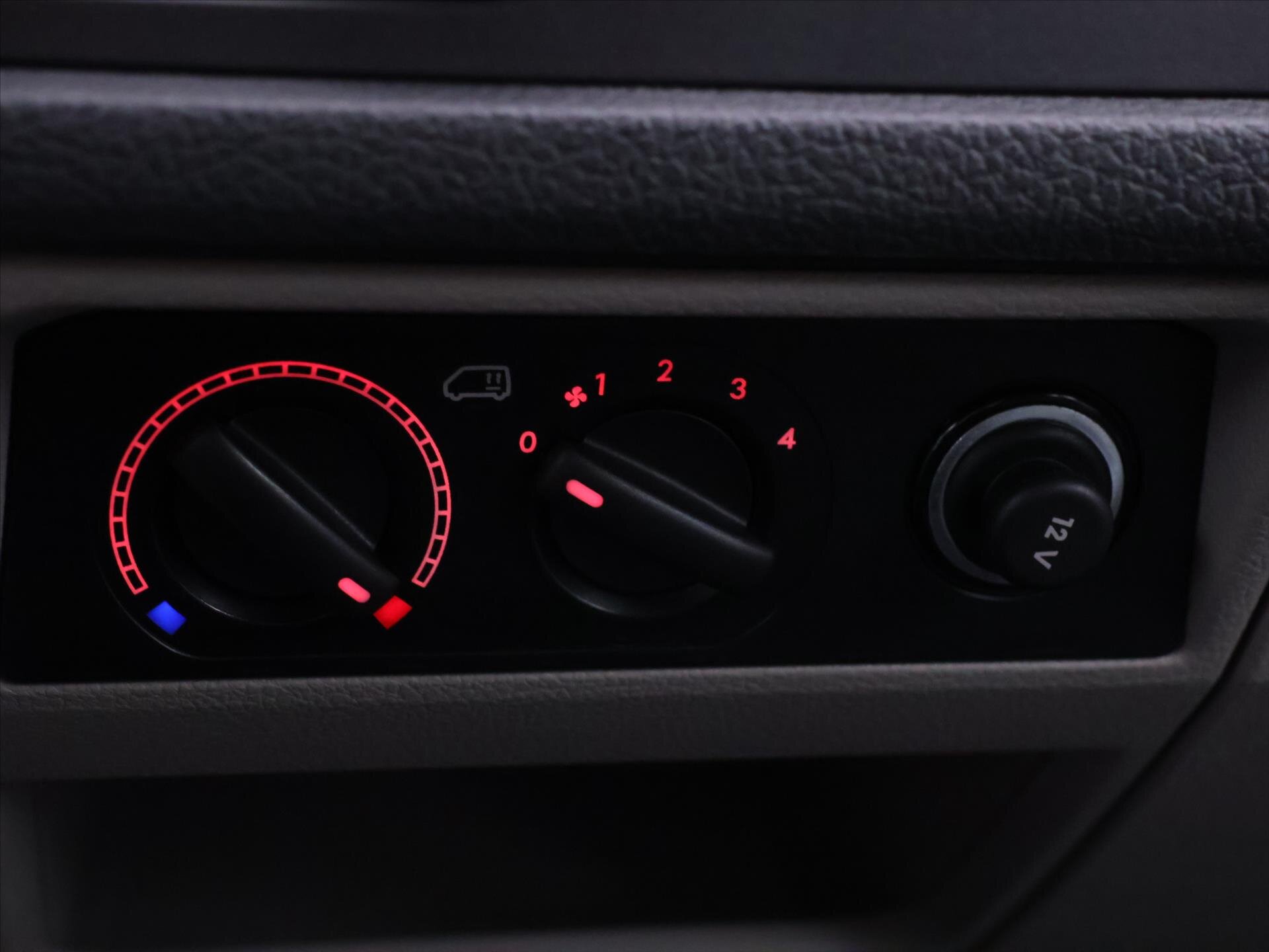 Volkswagen Transporter Kombi 2,0 l 110 kw