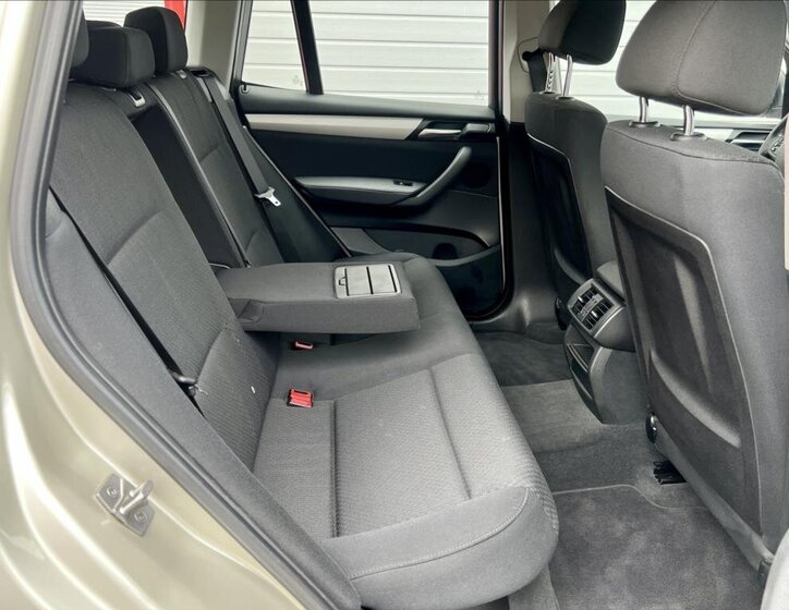 BMW X3 SUV / Terénní 2,0 l 135 kw