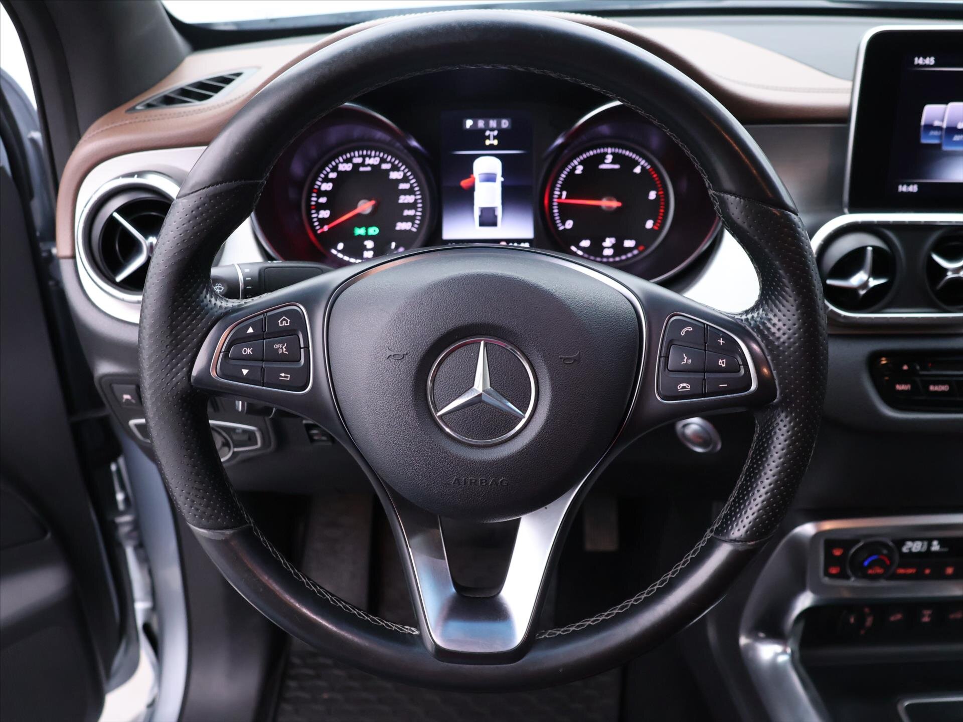 Mercedes-Benz Třídy X Pick-up 2,3 l 140 kw