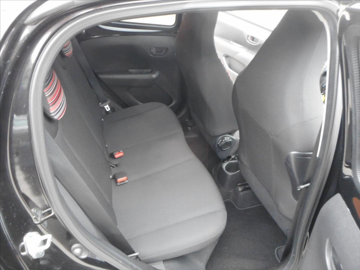 Citroën C1 Hatchback 998,0 53 kw