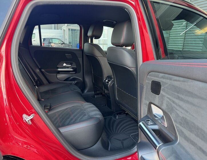 Mercedes-Benz EQA SUV / Terénní 0,0 140 kw