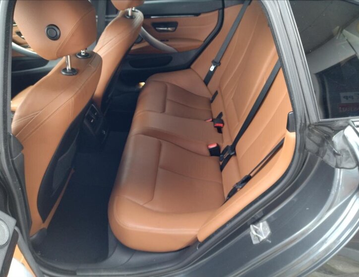 BMW Řada 4 Sedan / Limuzína 2,0 l 140 kw