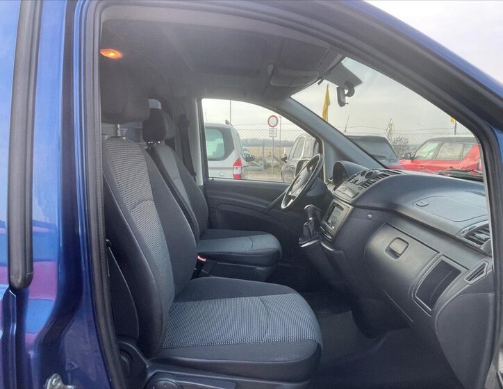 Mercedes-Benz Vito 9