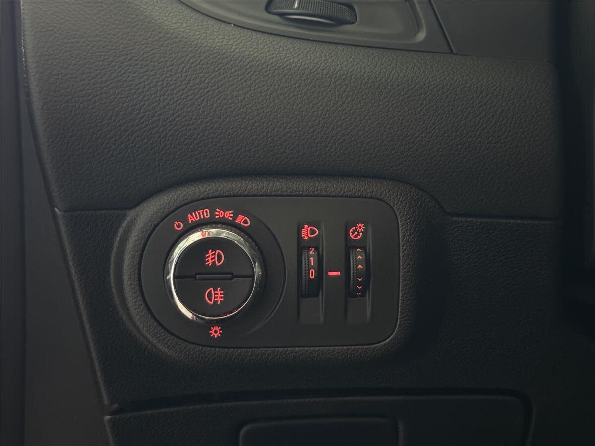 Opel Zafira Kombi 2,0 l 96 kw