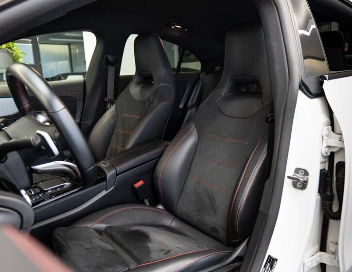 Mercedes-Benz CLA Sedan 2,0 l 110 kw