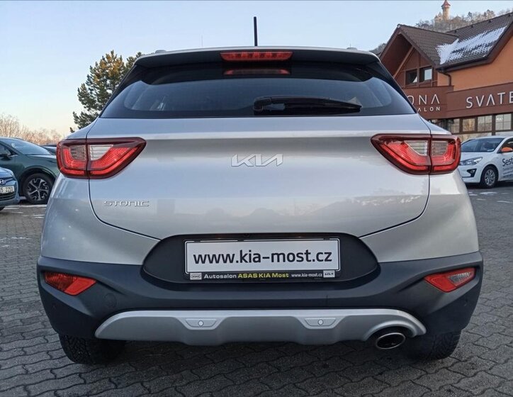 KIA Stonic SUV 1,2 l 62 kw