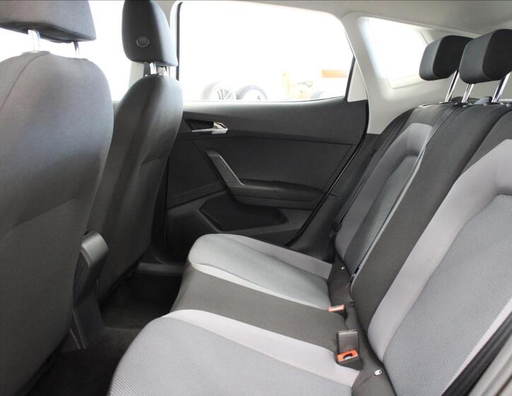 Seat Arona 14