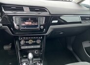 Volkswagen Touran 10