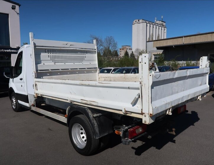 Ford Transit Sklápěč 2,0 l 125 kw